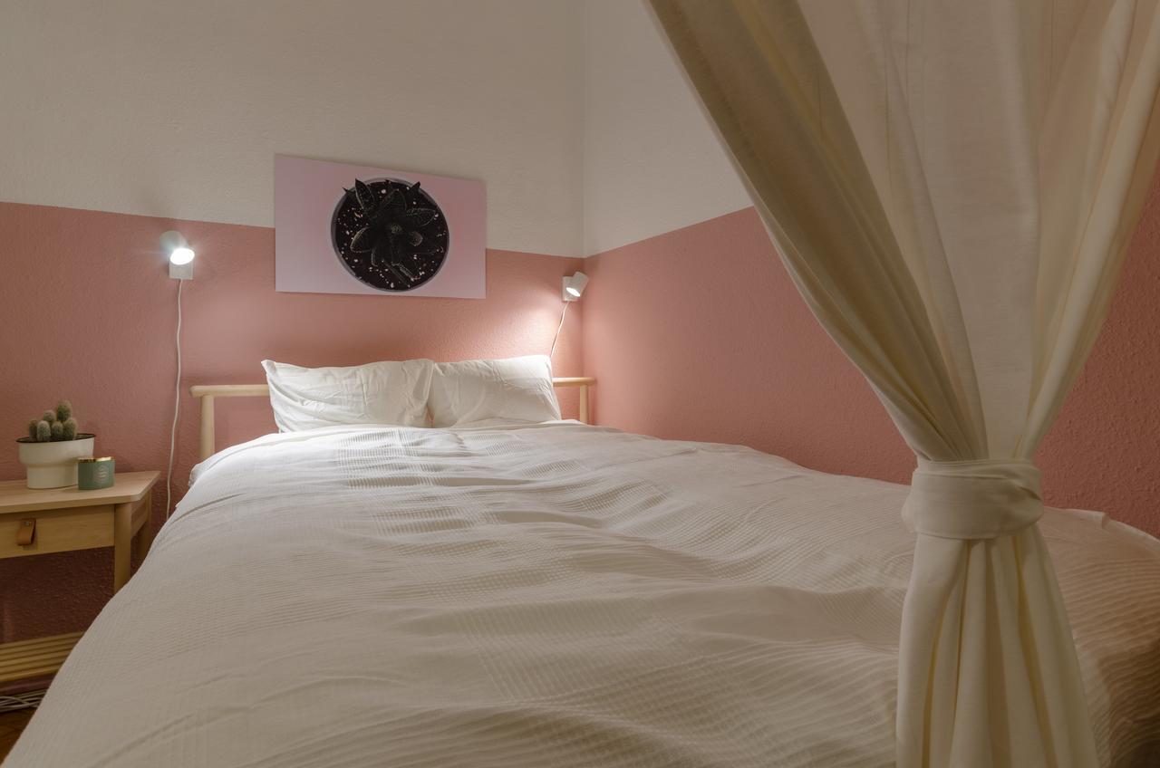Okra Apartment Будапеща Екстериор снимка
